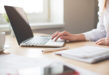 Livewire vs. Phoenix LiveView – full-stack HTML